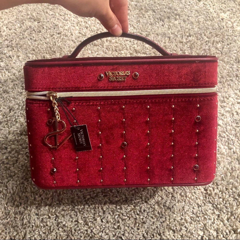NWT Victoria’s Secret Vanity  rhinestone case